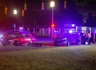 Car Crash on 8 Mile and Ryan Leaves Multiple Vehicles Damaged in Detroit’s East Side